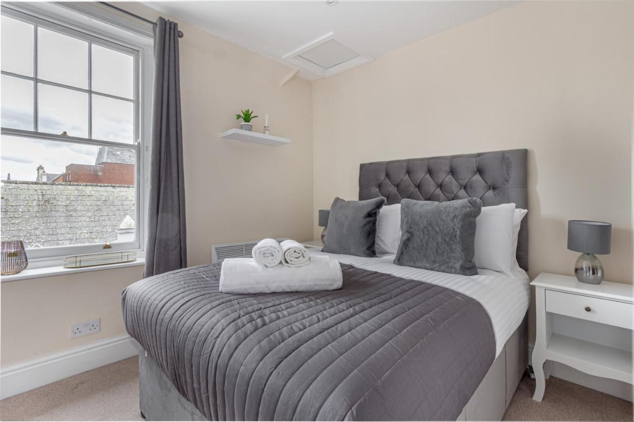 Guest Homes - Trinity Apartment Worcester Bagian luar foto
